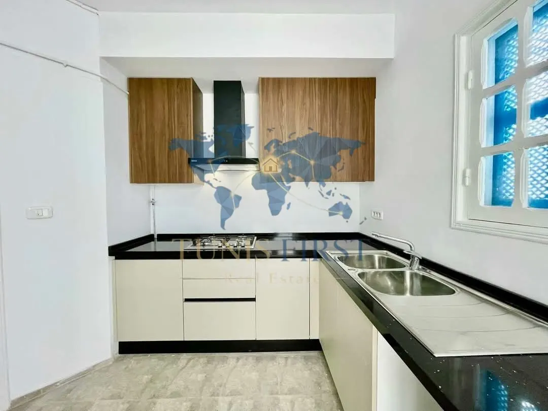 A louer Duplex avec piscine à Cité El Khalil — Cite El Khalil