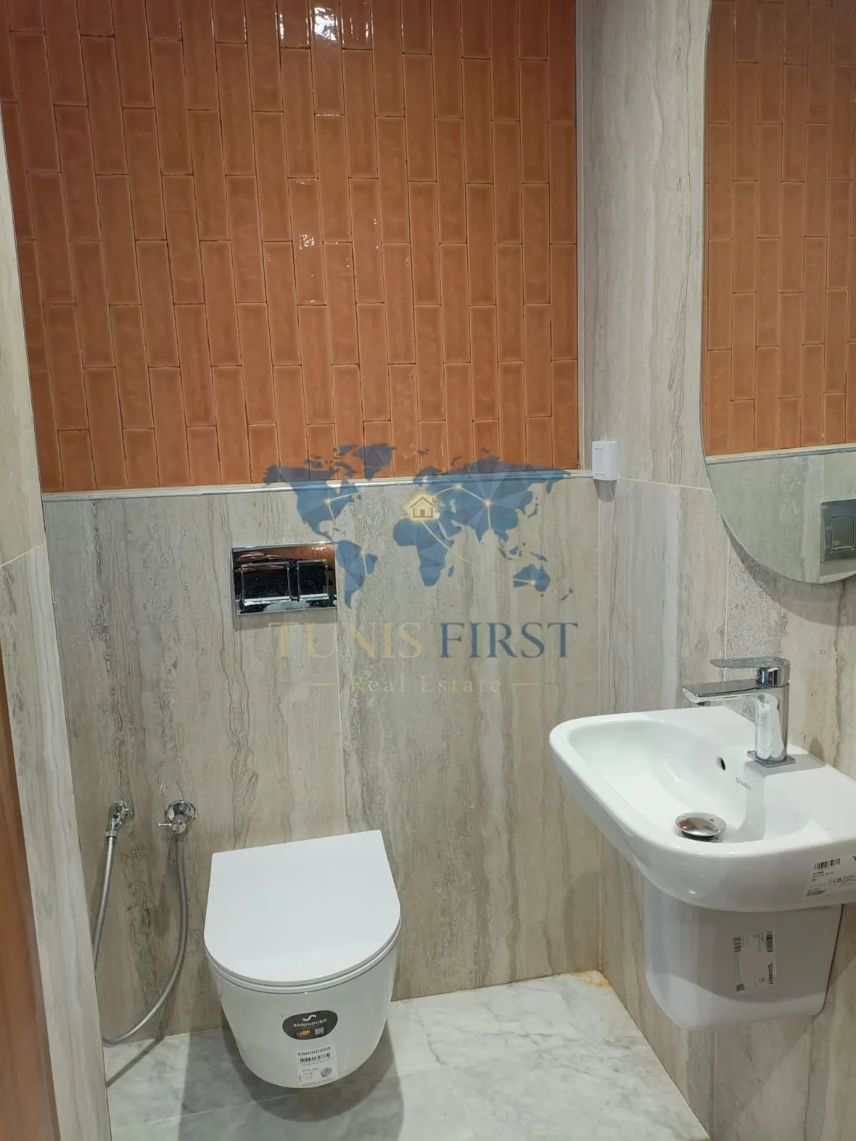A vendre Triplex S+4 au coeur de La Marsa — Sidi Abdelaziz