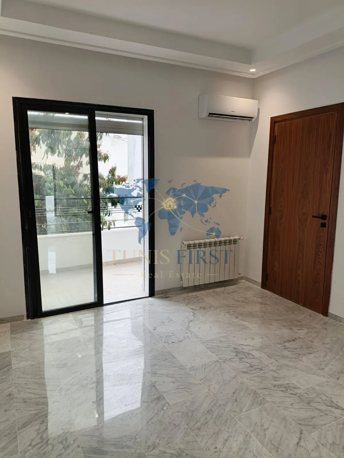 A vendre S+2 au coeur de la Marsa — Sidi Abdelaziz