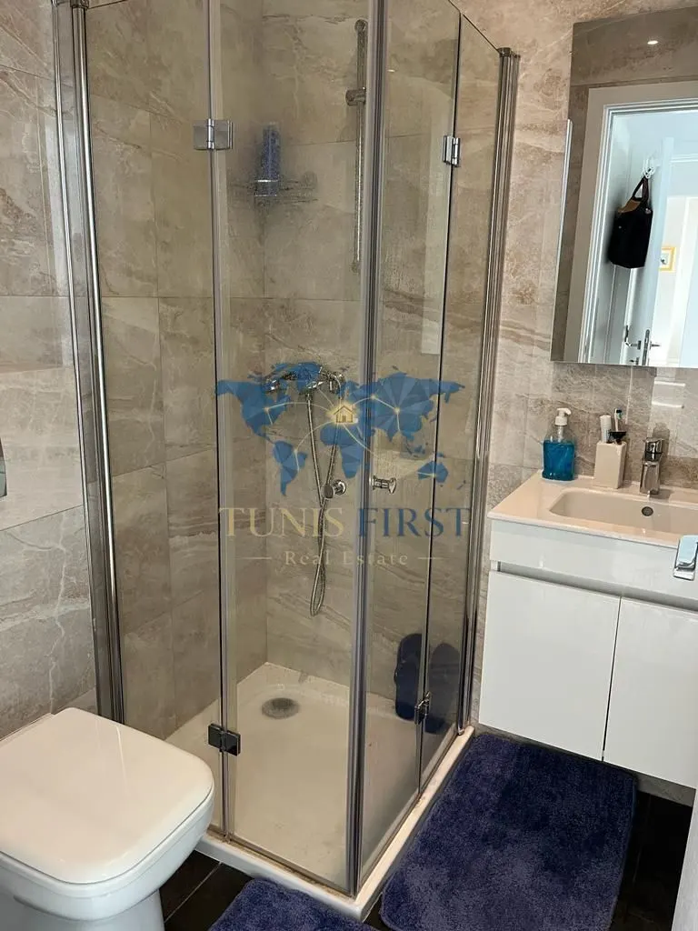 A vendre rooftop duplex S+2 avec terrasse — Marsa Ville