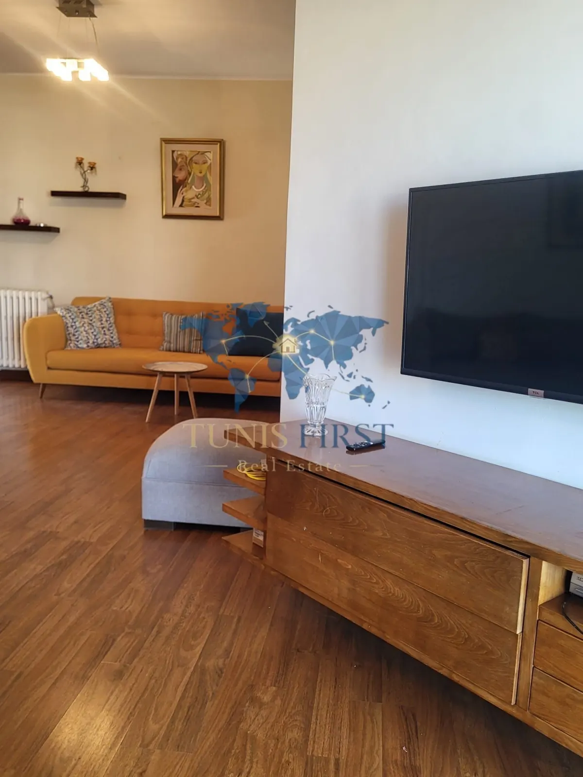 A louer etage de villa S+3 meublé avec jardin à la marsa — Marsa Ennassim