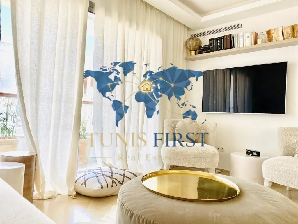 A louer un Duplex S+3 avec terrasse à la Marsa — Marsa Ville