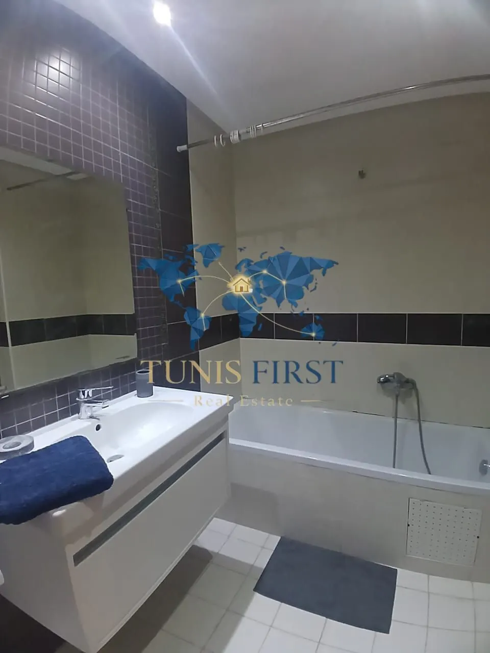 A louer appartement S+3 meublé au coeur de Marsa plage — Marsa Plage