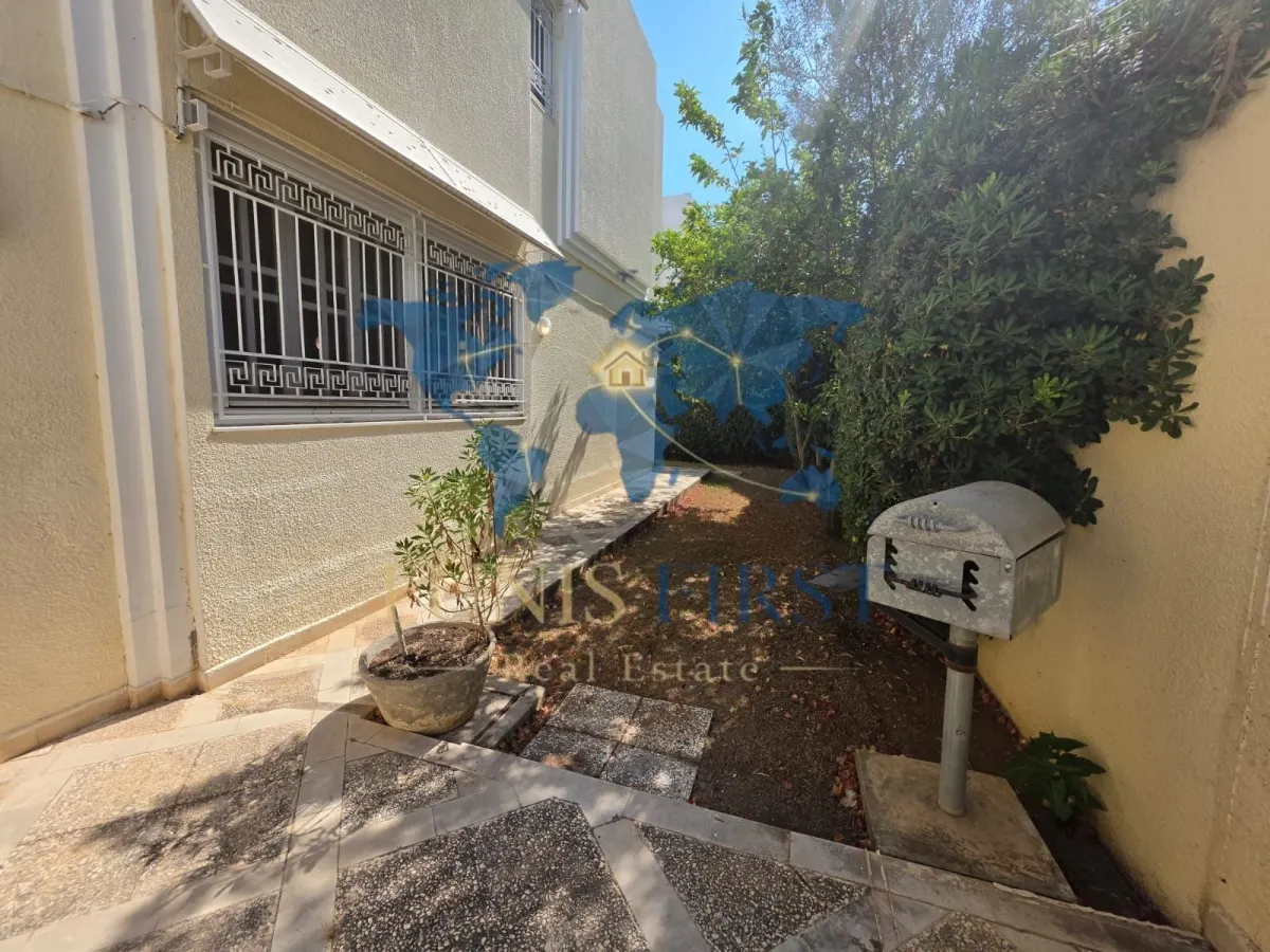 A vendre magnifique Villa à cité les pins — Cité Les Pins - El Maalaga