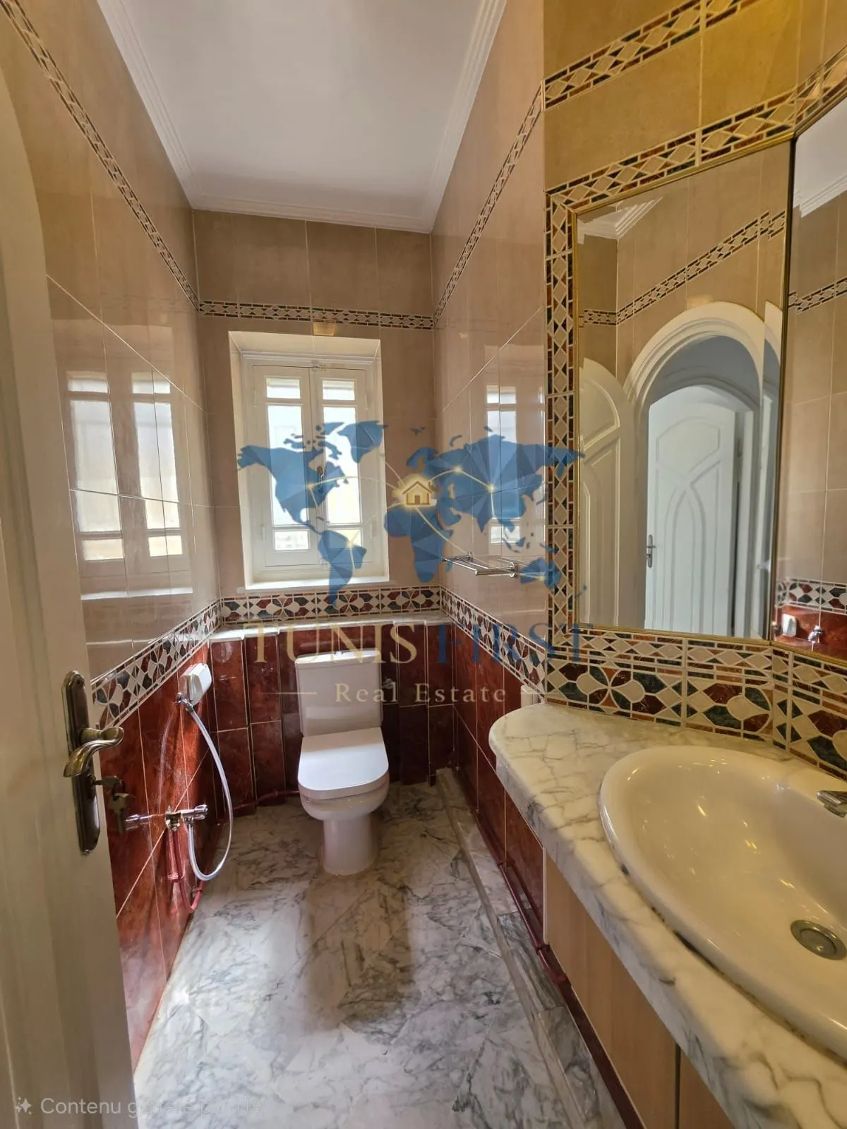 A vendre magnifique Villa à cité les pins — Cité Les Pins - El Maalaga
