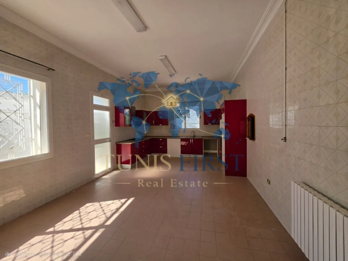 A louer villa S+4 à Carthage — Carthage