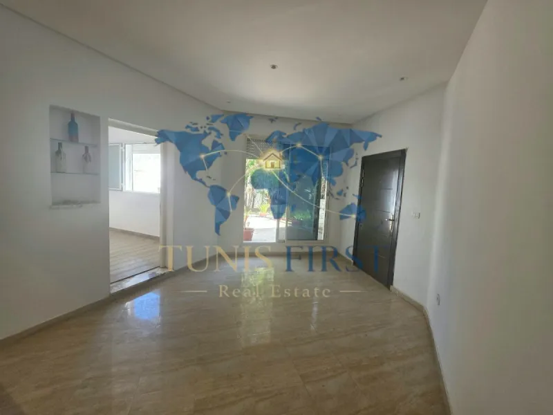 A Louer Appartement S+2 Vide à Cité EL Wifak, La Marsa — Marsa Ennassim