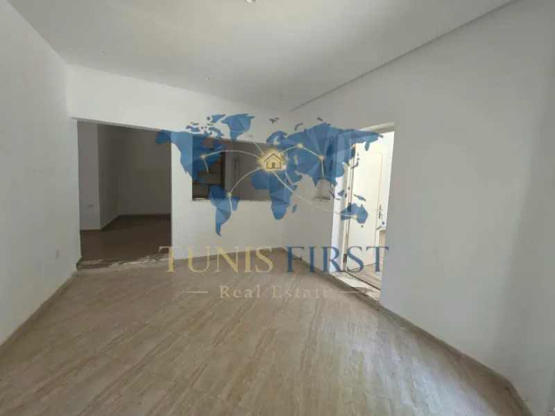 A Louer Appartement S+2 Vide à Cité EL Wifak, La Marsa — Marsa Ennassim
