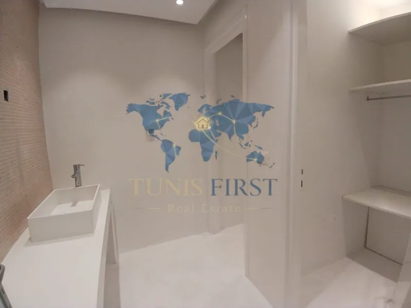 A louer local commercial de 160m² au centre de La Marsa — Tunisie