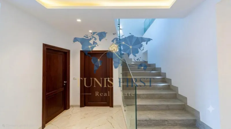 A Louer Triplex de Luxe Meublé pour Courte Durée à Hammamet — Hammamet