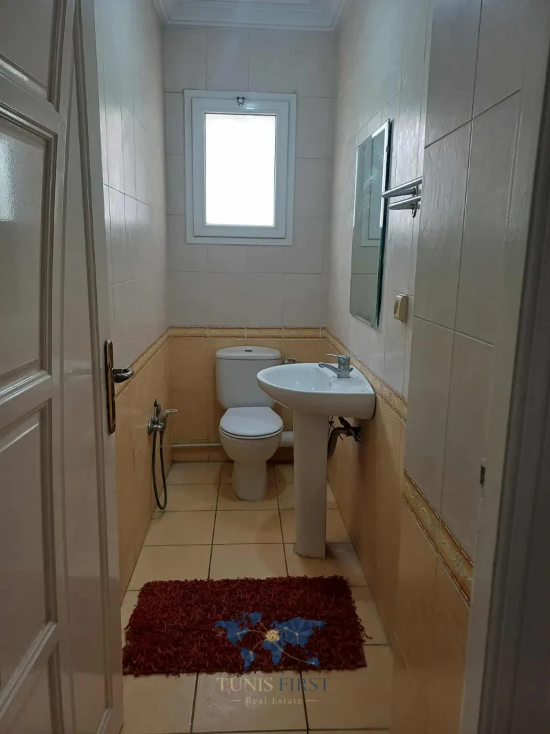 A Louer Appartement S+3 Meublé à Ennasr 2 — Cite Ennasr 2