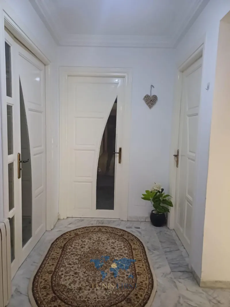 A Louer Appartement S+3 Meublé à Ennasr 2 — Cite Ennasr 2