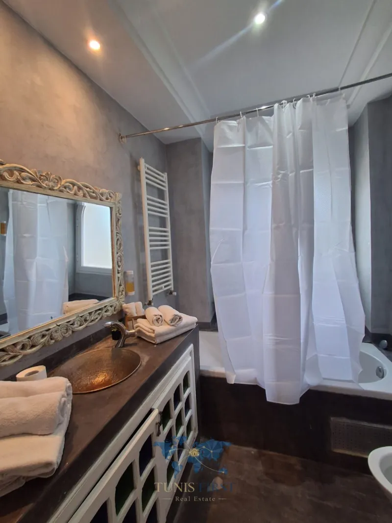 À Louer Jolie Villa Meublée à La Marsa Corniche — Marsa corniche
