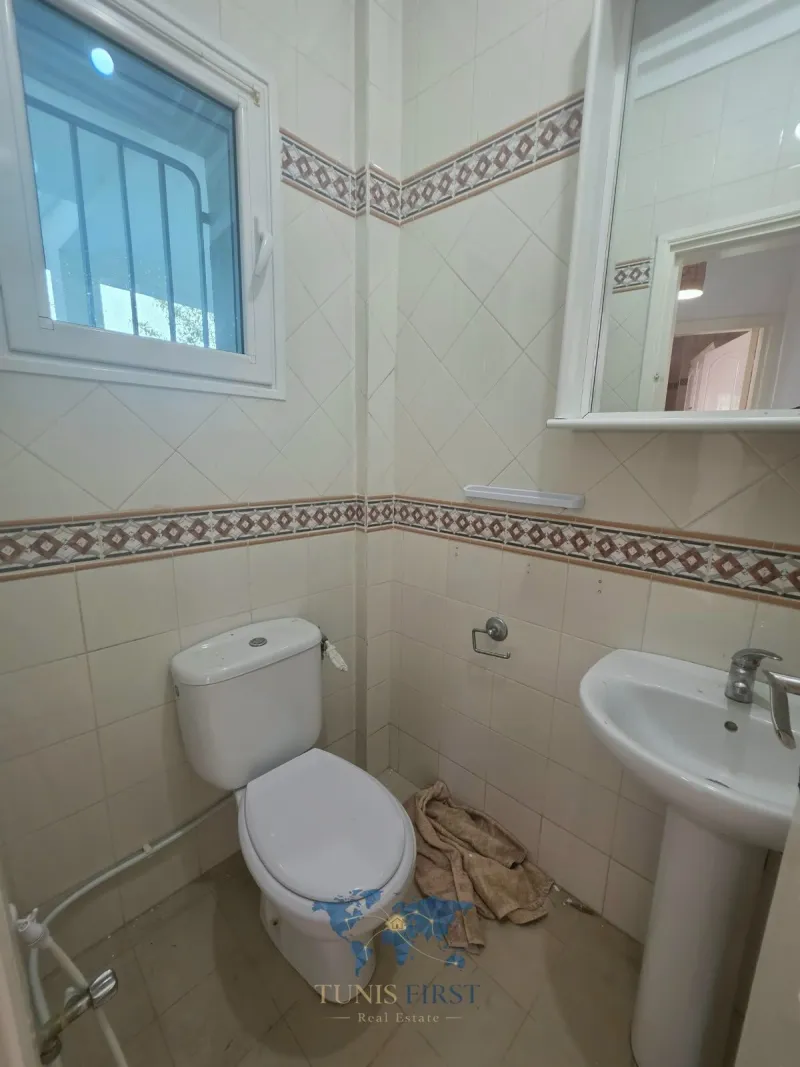 A Louer Appartement de Charme S+3 Vide à Gammarth — Gammarth