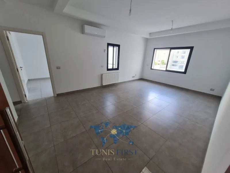 A Vendre Appartement S+4 aux Jardins de Carthage