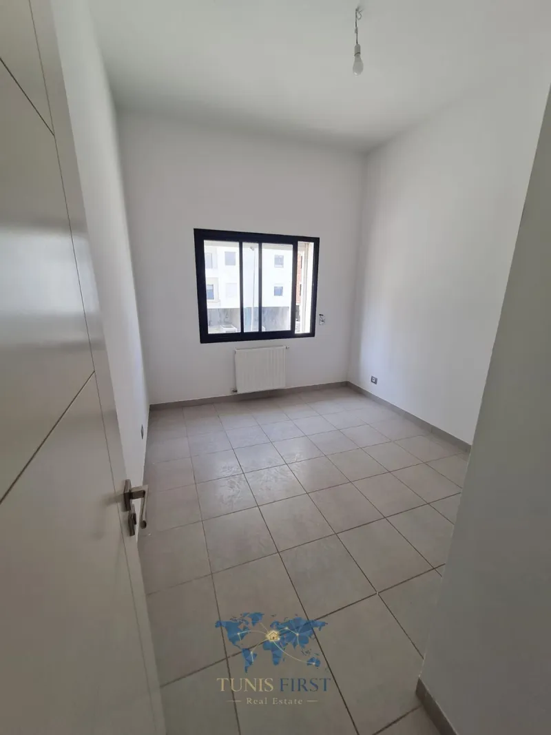 A Vendre Appartement S+4 aux Jardins de Carthage — La Marsa