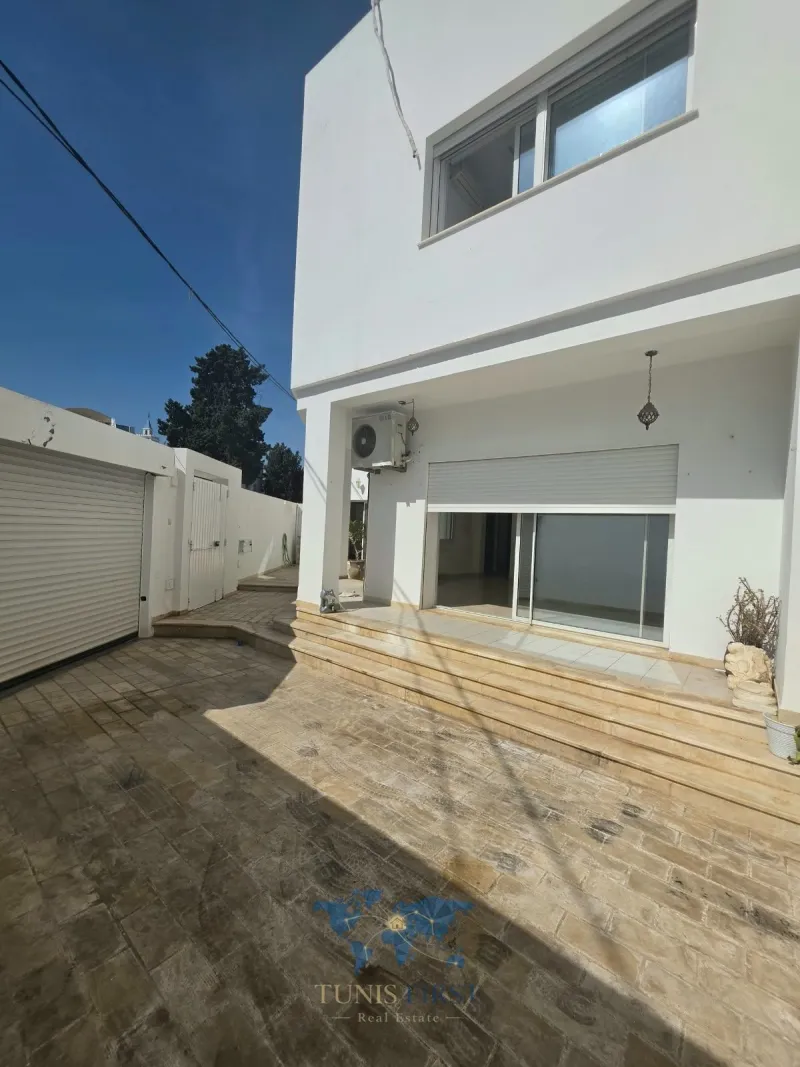 A Louer Duplex S+3 à La Marsa Sidi Abd Laziz
