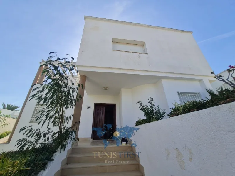 A Louer Villa Jumelée Vide à Cité EL Moez, La Marsa