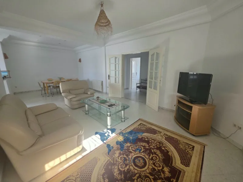 A Louer Etage de villa S+3 Meublé à La Marsa — Cite Erriadh