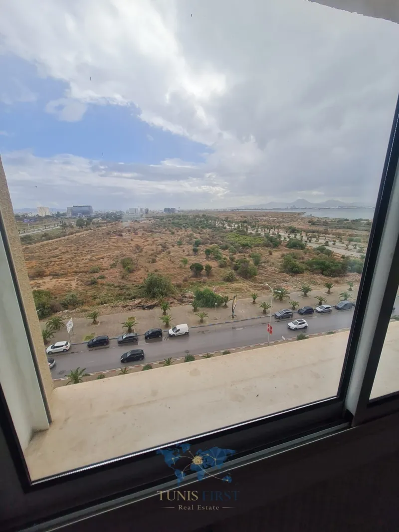 A louer Appartement S+2 Meublé aux  Berges du Lac 2 — Les berges du lac 2