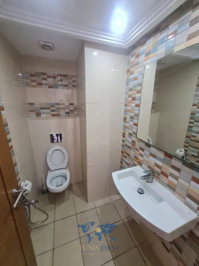 A louer Appartement S+2 Meublé aux  Berges du Lac 2 — Les berges du lac 2