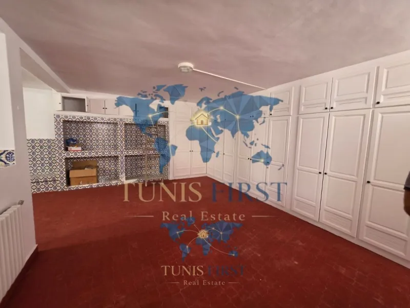 À Vendre Rez-de-chaussée de villa S+3 à La Marsa Ennassim — Marsa Ennassim