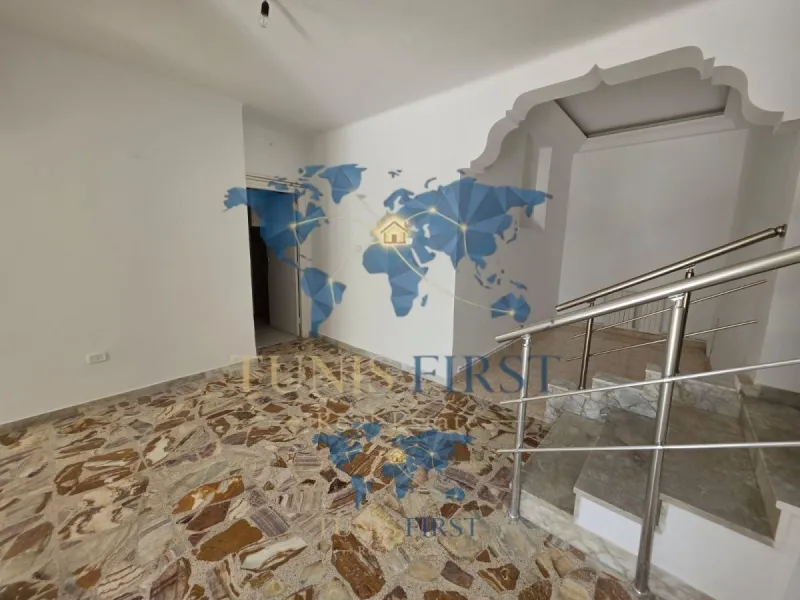 À Vendre Rez-de-chaussée de villa S+3 à La Marsa Ennassim — Marsa Ennassim