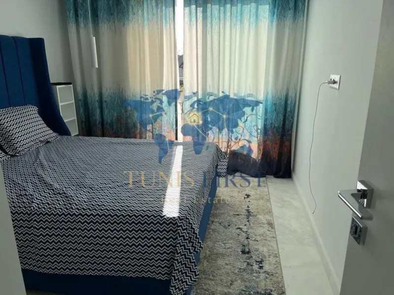 A vendre rooftop duplex S+2 avec terrasse — Marsa ville