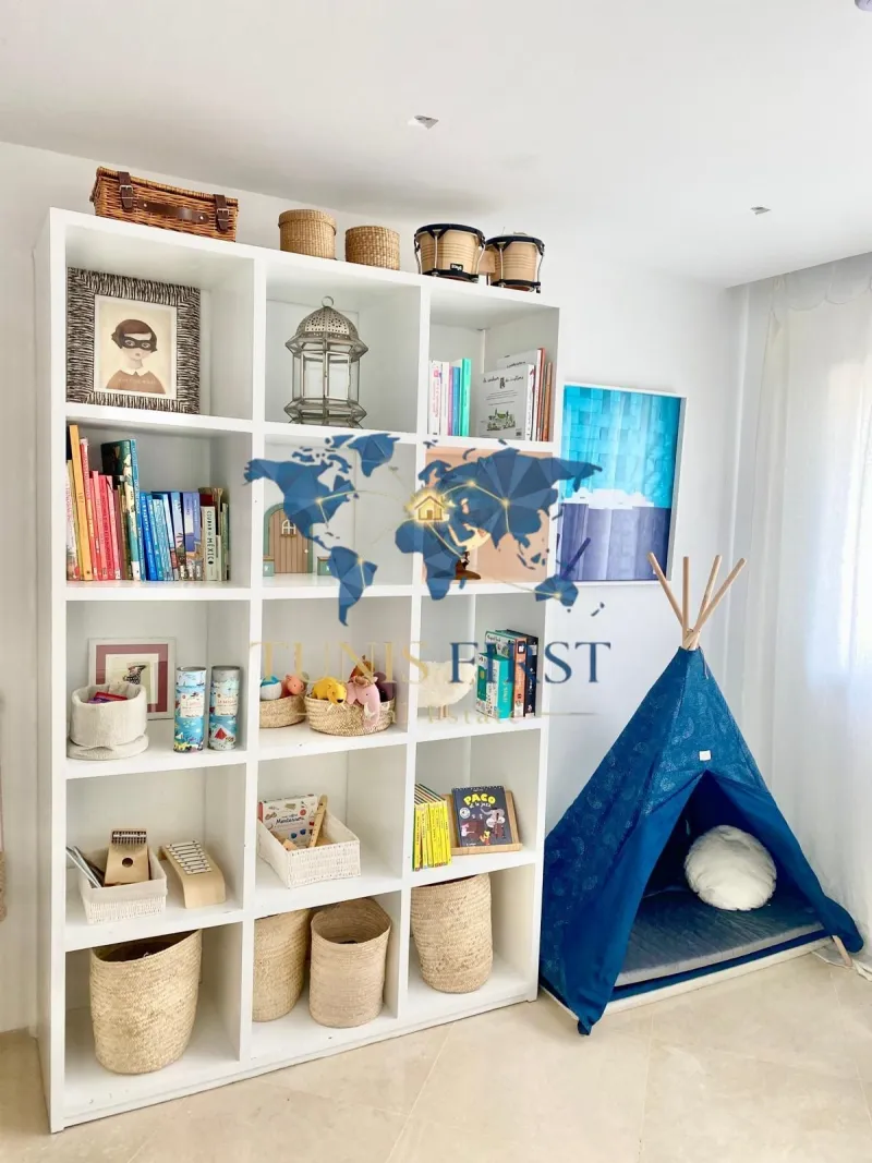 A louer un Duplex S+3 avec terrasse à la Marsa — Marsa ville