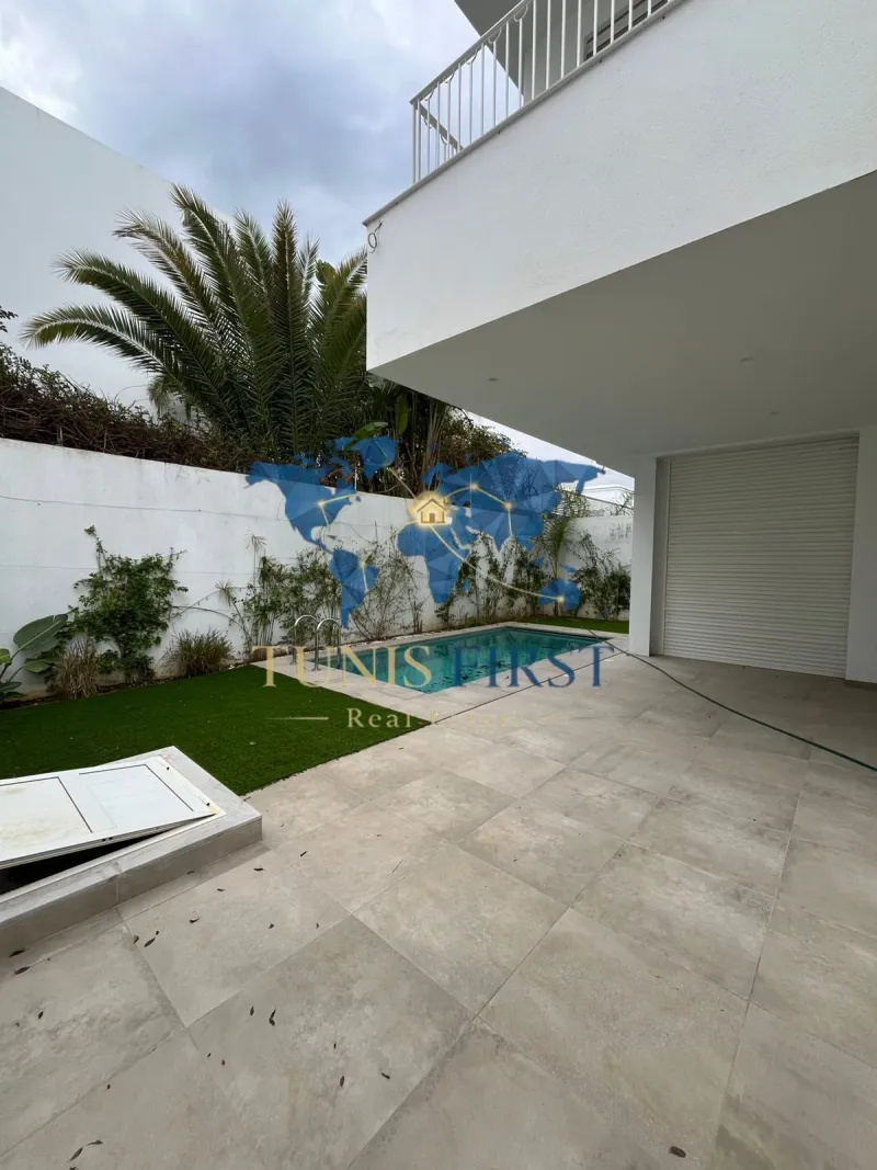A louer une villa s+4 à Gammarth — Gammarth