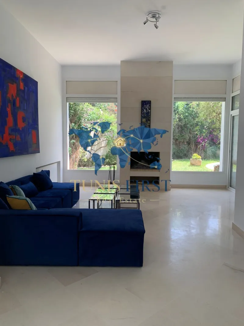 A louer Villa S+5 meublée à la Marsa — Marsa Ennassim