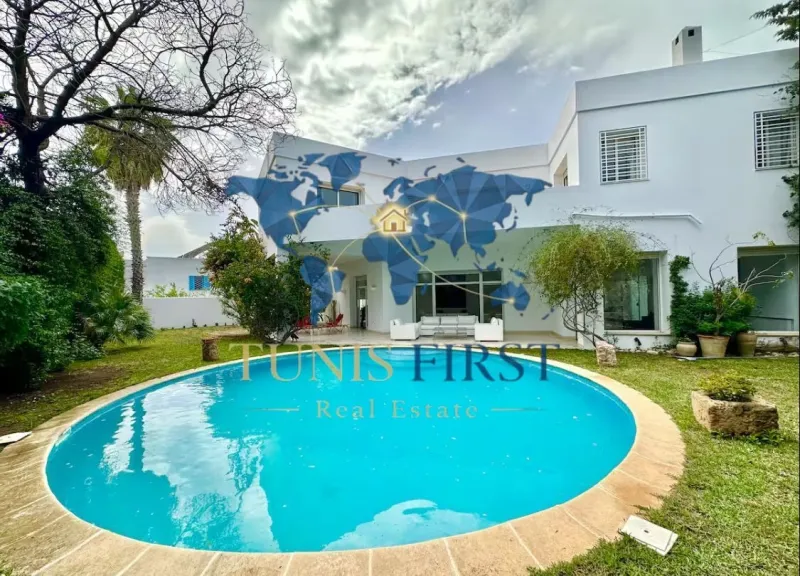 A louer Villa S+5 meublée à la Marsa