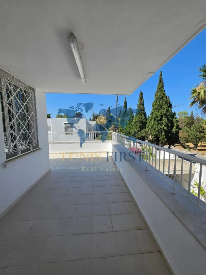 A louer villa S+4 à Carthage — Carthage