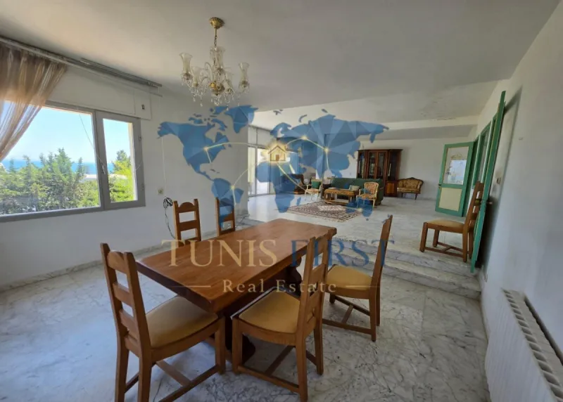 A vendre une villa style arabesque avec vue panoramique sur mer à Carthage — Carthage