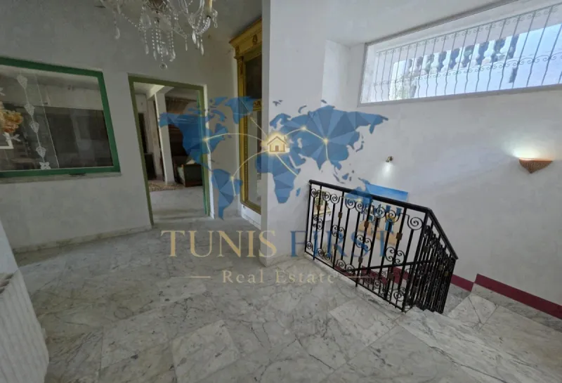 A vendre une villa style arabesque avec vue panoramique sur mer à Carthage — Carthage