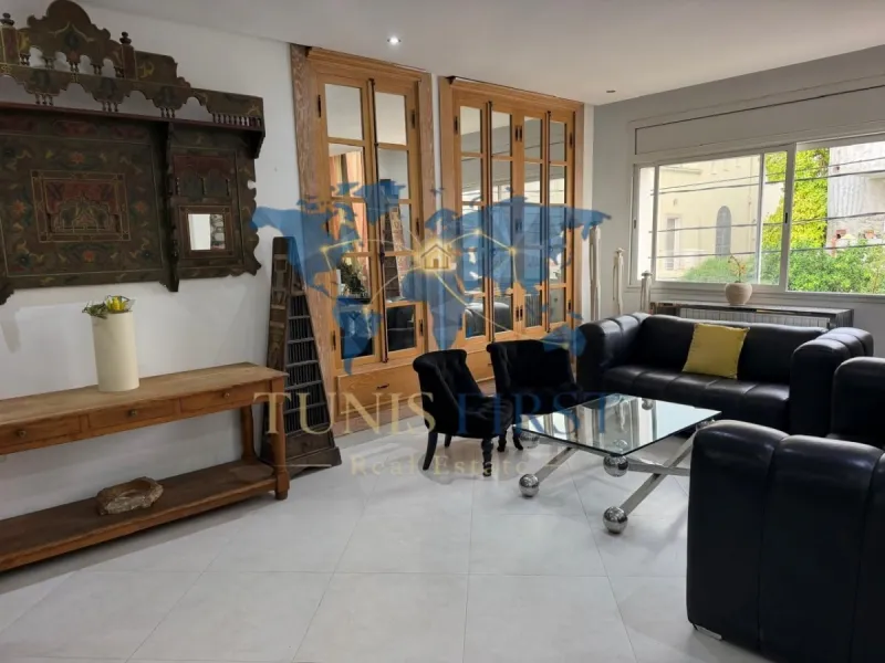 A Louer Étage Villa S3 Meublé à La Marsa — Marsa ville