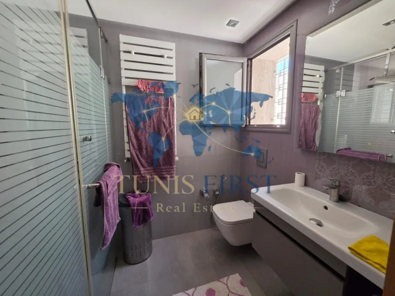 A Louer Grandiose Villa avec piscine Meublé à La Marsa — Marsa Ennassim