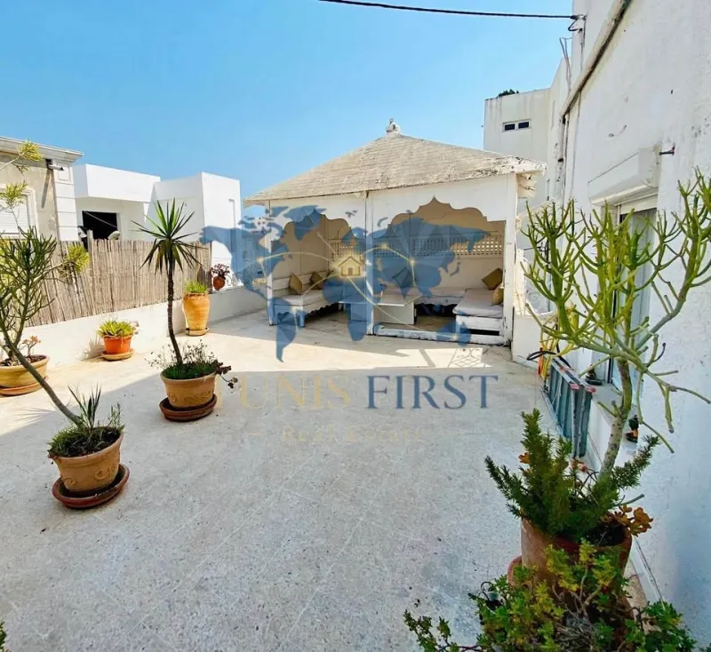 A Louer Étage Villa S3 Semi Meublé à La Marsa Plage