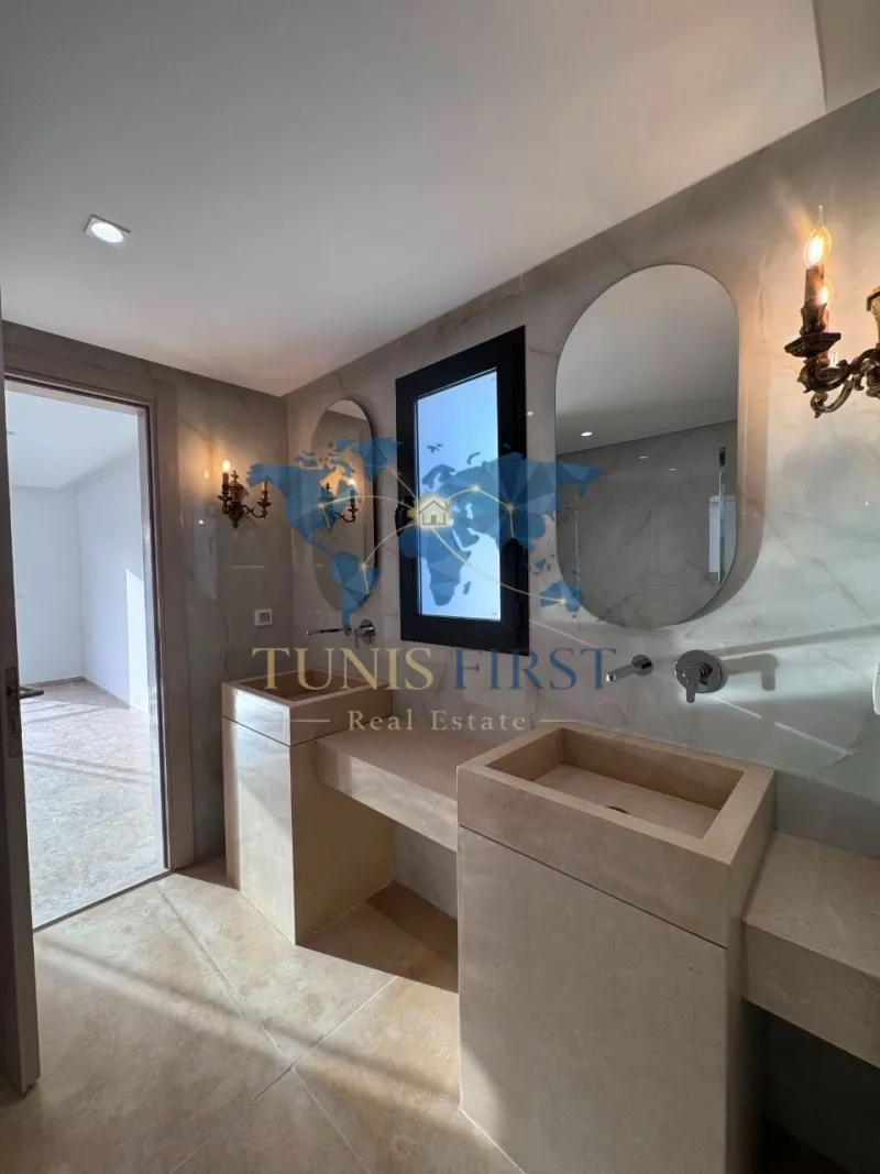 A Louer Luxueuse Villa avec piscine à Carthage — Carthage
