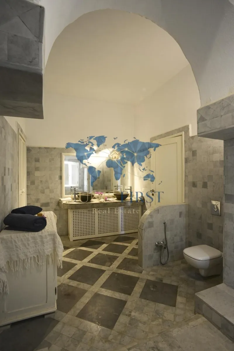 À vendre Deux villas indépendantes pieds dans l’eau à Kerkennah — Kerkenah
