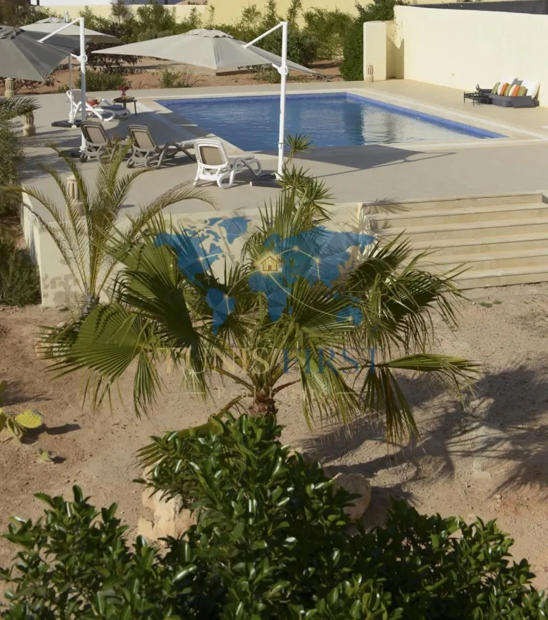 À vendre Deux villas indépendantes pieds dans l’eau à Kerkennah — Kerkenah
