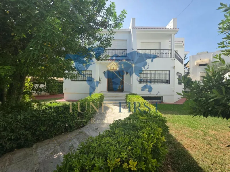 A louer Villa de Charme S+4 à La Marsa
