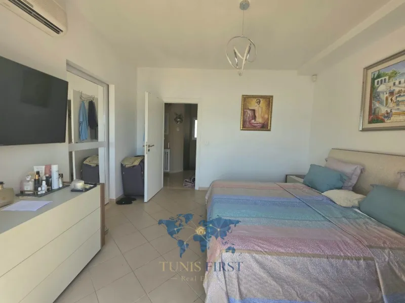 A Louer Appartement en Duplex Vide aux Berges du Lac 1 — Les berges du lac 1